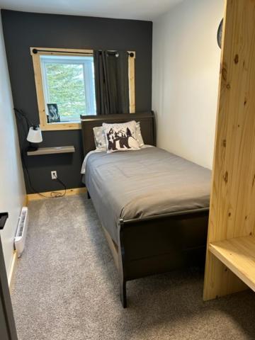 Bears Den Guest House II เชอร์ชิล ภายนอก รูปภาพ